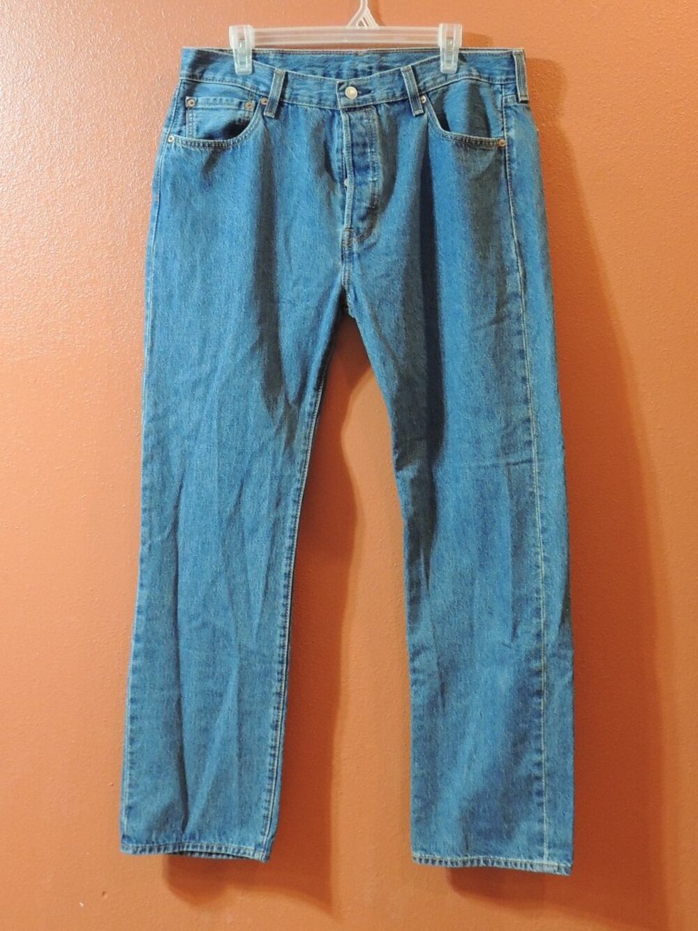 Levi 501 Jeans 2004 Men 36x32 Pockets Outdoor Work Travel Fun Denim Blue Jeans